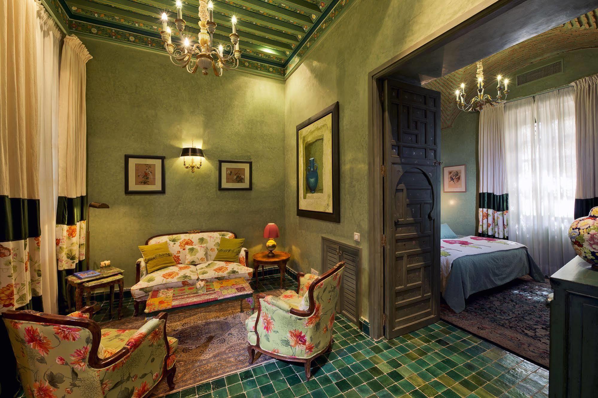 Tigmiza Boutique & 5* Ouled Jelal